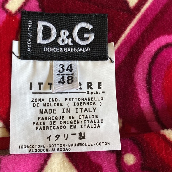 D&G 💯 Cotton Velvet Beautiful Print Skirt Never Used Made in Italy 🇮🇹 - Picture 11 of 16